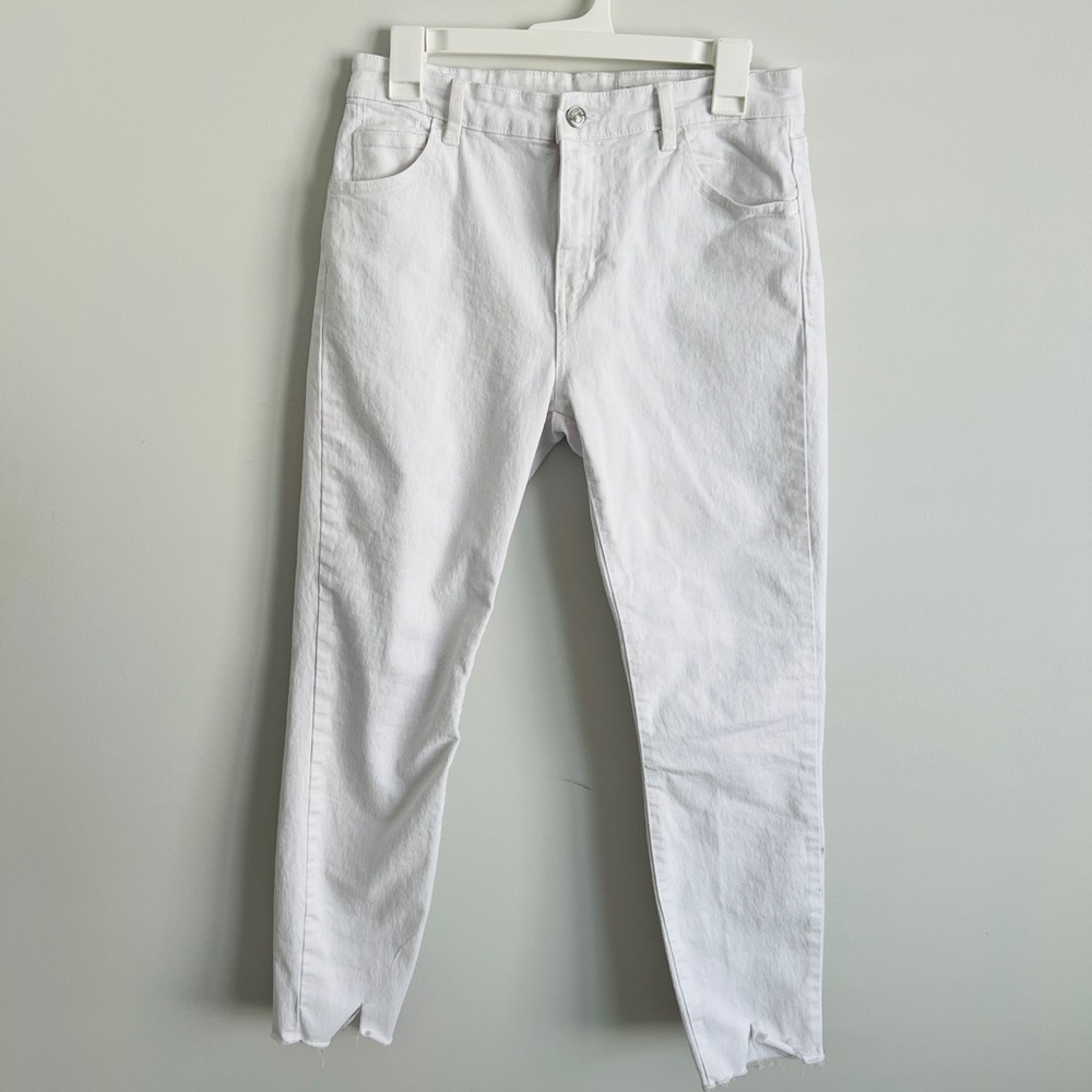 White Ankle Cropped Jeans with Slim Fit